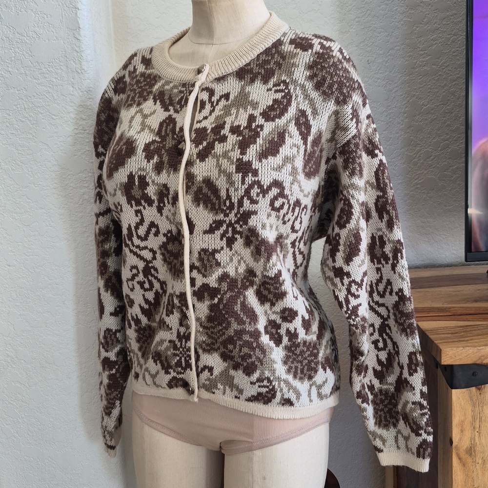 Vtg. Benellon 60% Wool Blend, Knit,Button Up Sweater Made In Italy Sz Large